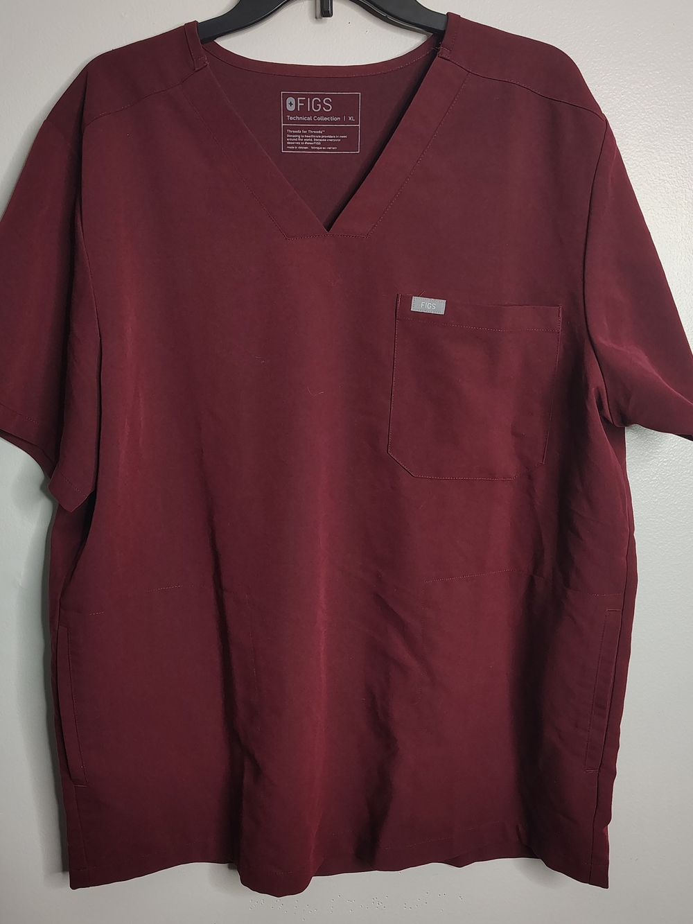 Figs Technical Collection Maroon V Neck Scrub Top Men's XL Stretch TM3000